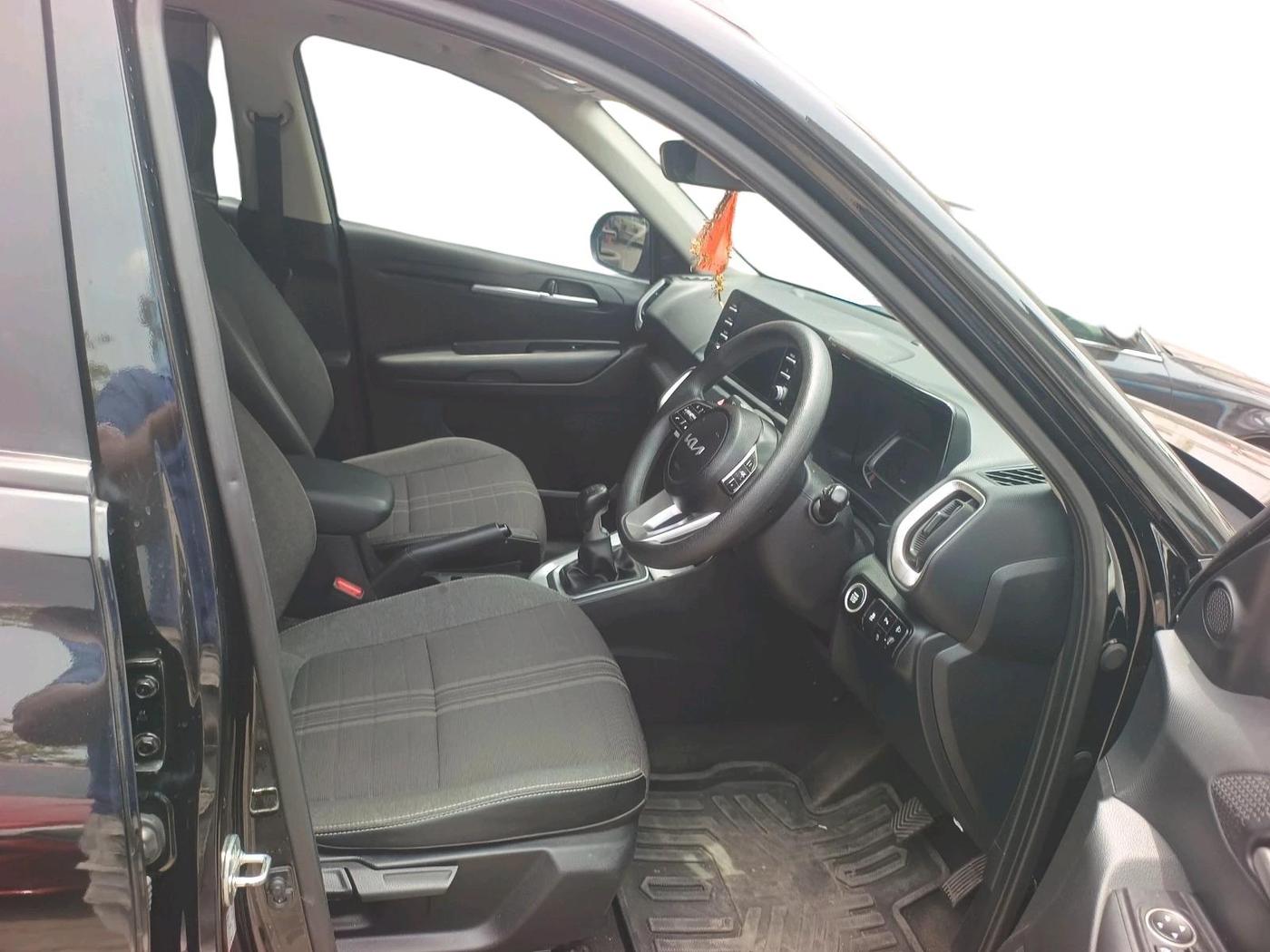 2024 KIA SONET HTK PLUS 1.0 TURBO PETROL IMT, Petrol, Manual, 17,319 km, interior