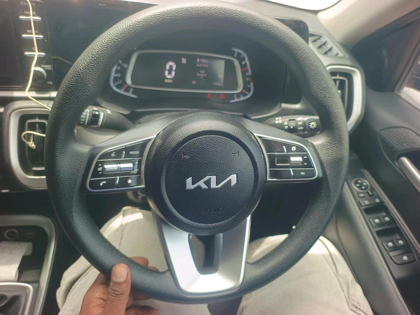 2024 KIA SONET HTK PLUS 1.0 TURBO PETROL IMT, Petrol, Manual, 17,319 km, interior