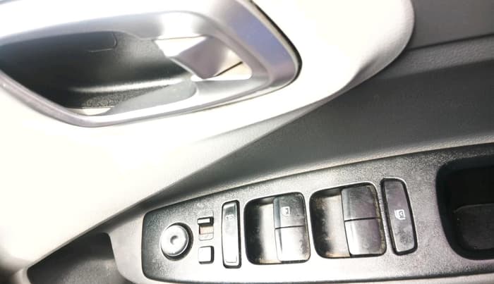 2021 Hyundai GRAND I10 NIOS ASTA 1.2 KAPPA VTVT, Petrol, Manual, 52,002 km, interior