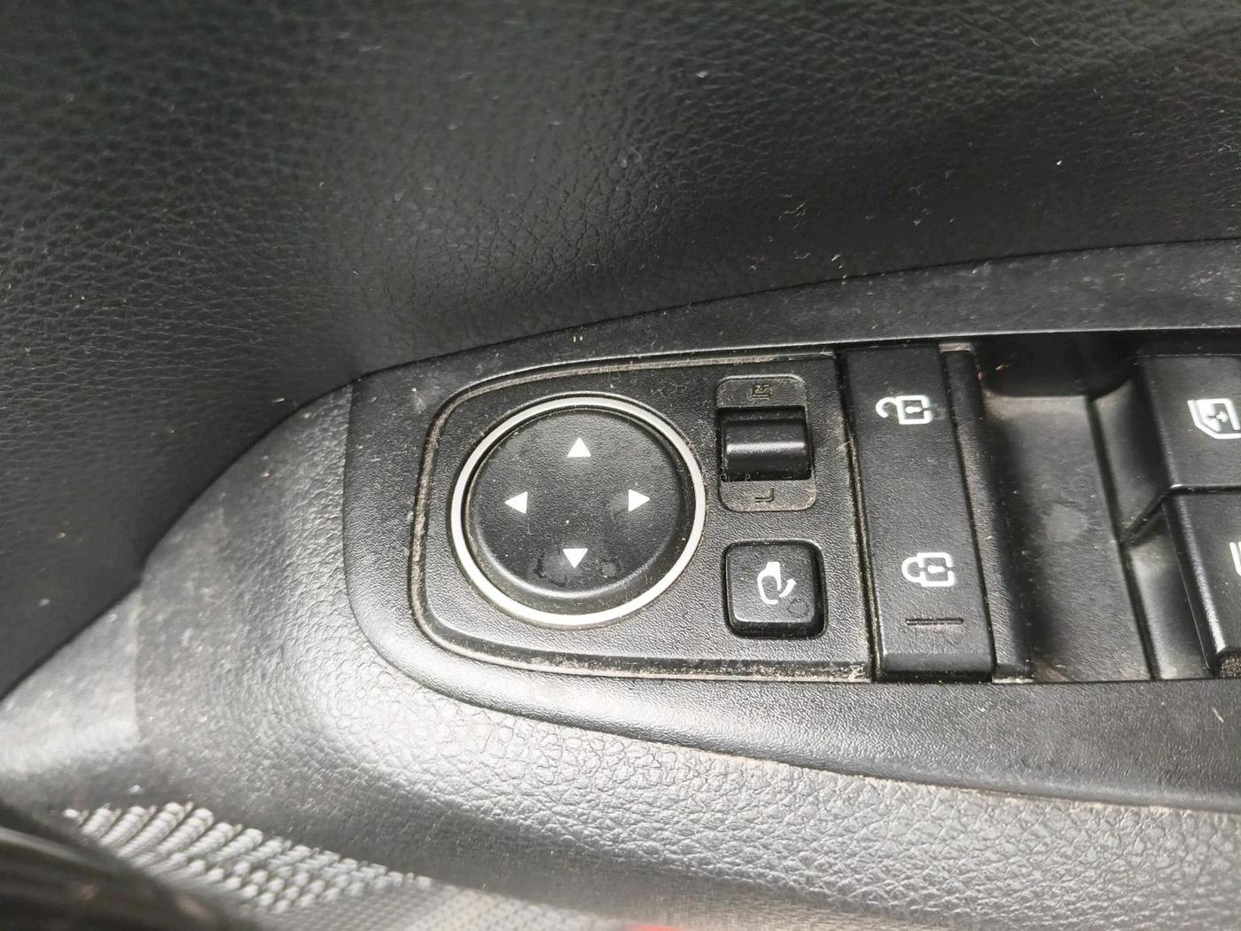2022 KIA SELTOS HTK PLUS 1.5 IMT, Petrol, Manual, 11,079 km, interior