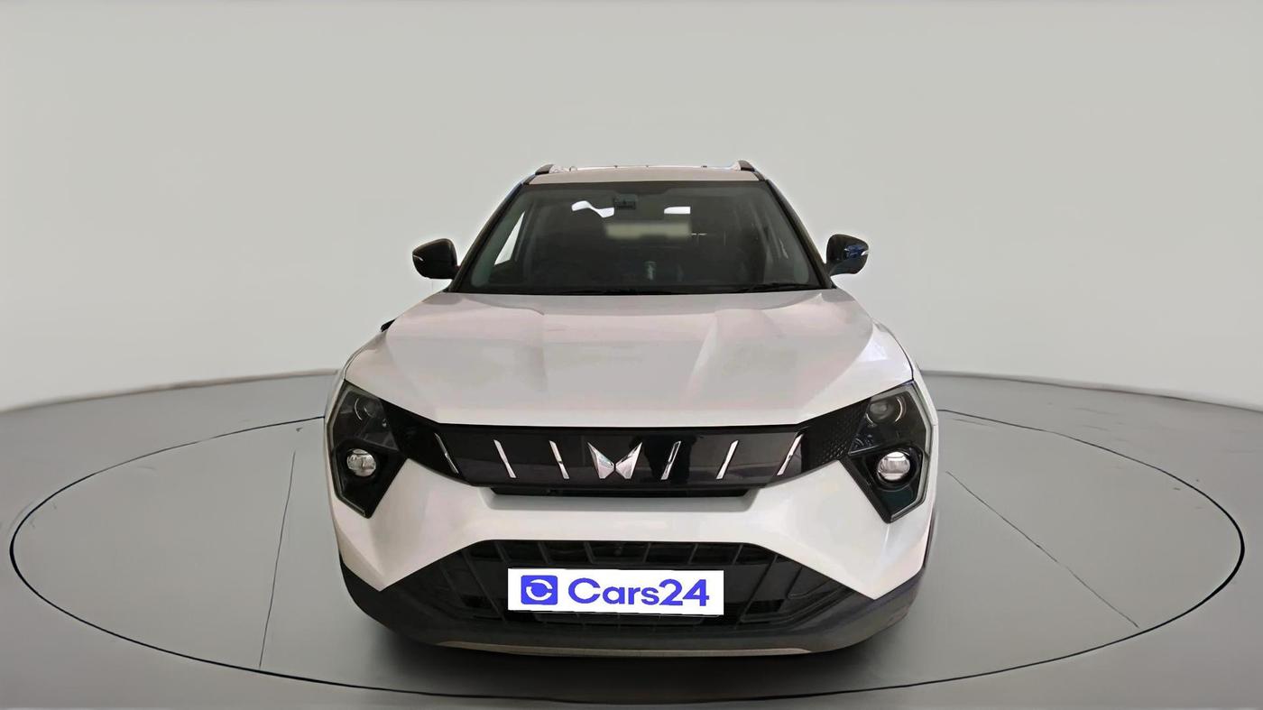 2025 Mahindra XUV 3XO MX2 Pro 1.2 L TCMPFI AT, Petrol, Automatic, 6,582 km, exterior
