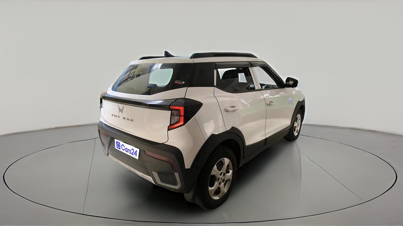 2025 Mahindra XUV 3XO MX2 Pro 1.2 L TCMPFI AT, Petrol, Automatic, 6,582 km, exterior