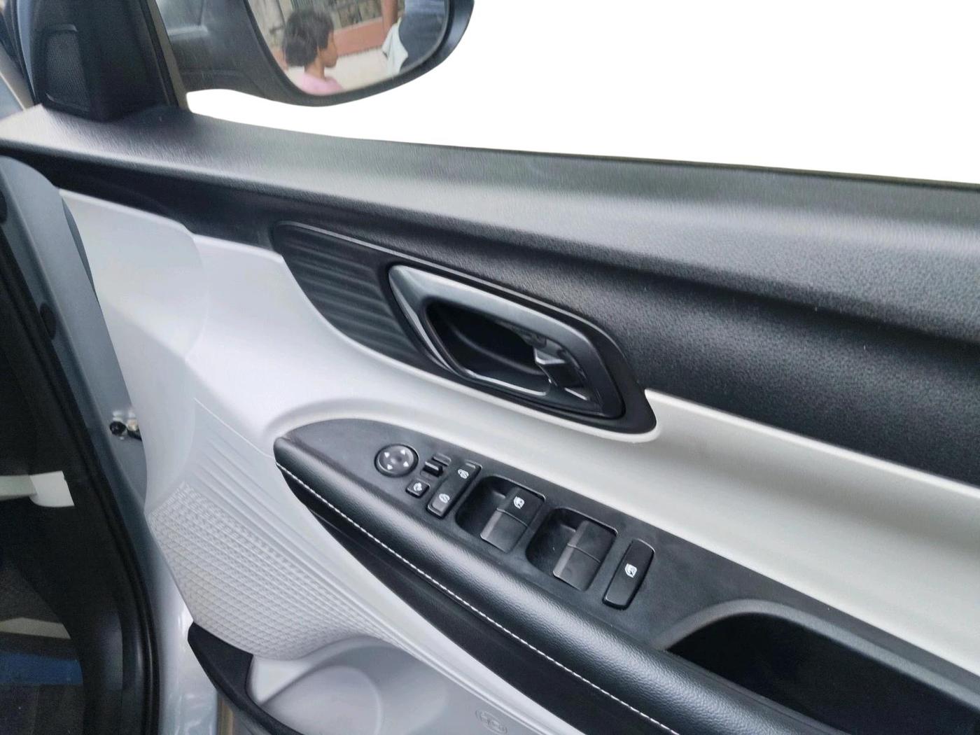 2024 Hyundai NEW I20 Sportz (O) 1.2, Petrol, Manual, 28,788 km, interior