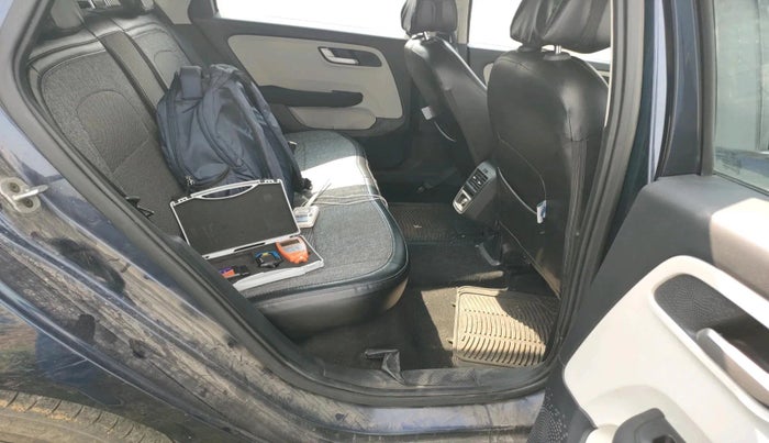 2024 Tata ALTROZ XZ CNG, CNG, Manual, 15,388 km, interior