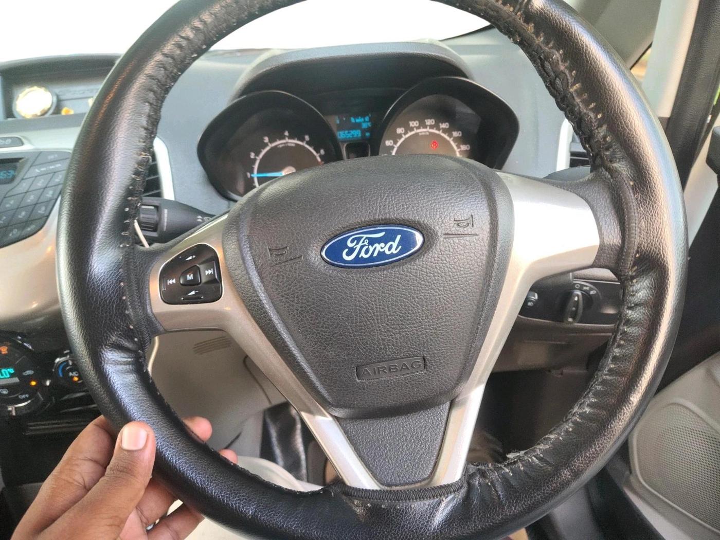 2016 Ford Ecosport TREND+ 1.0L ECOBOOST, Petrol, Manual, 65,299 km, interior
