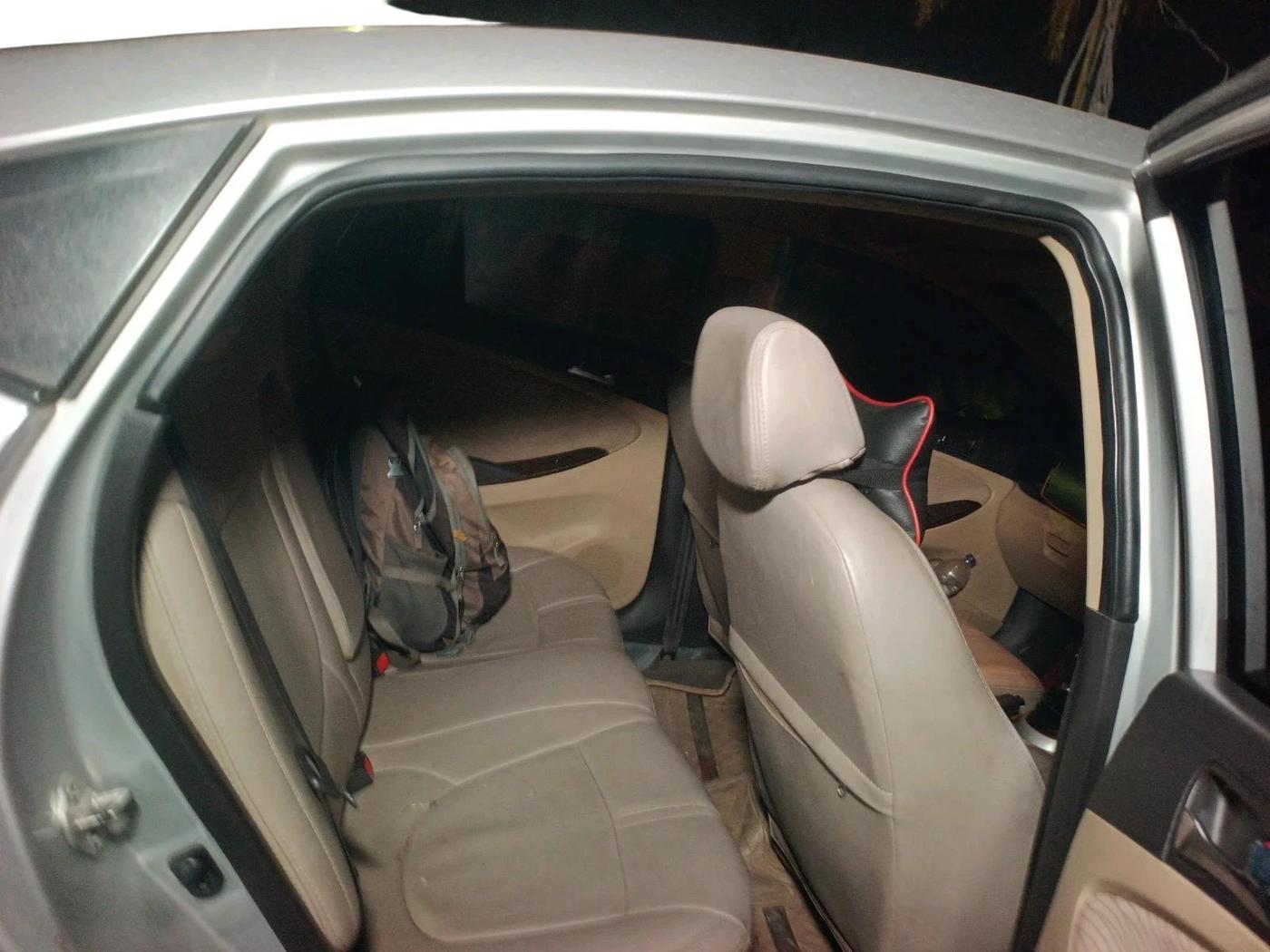 2014 Hyundai Verna FLUIDIC 1.6 CRDI SX, Diesel, Manual, 1,07,510 km, interior