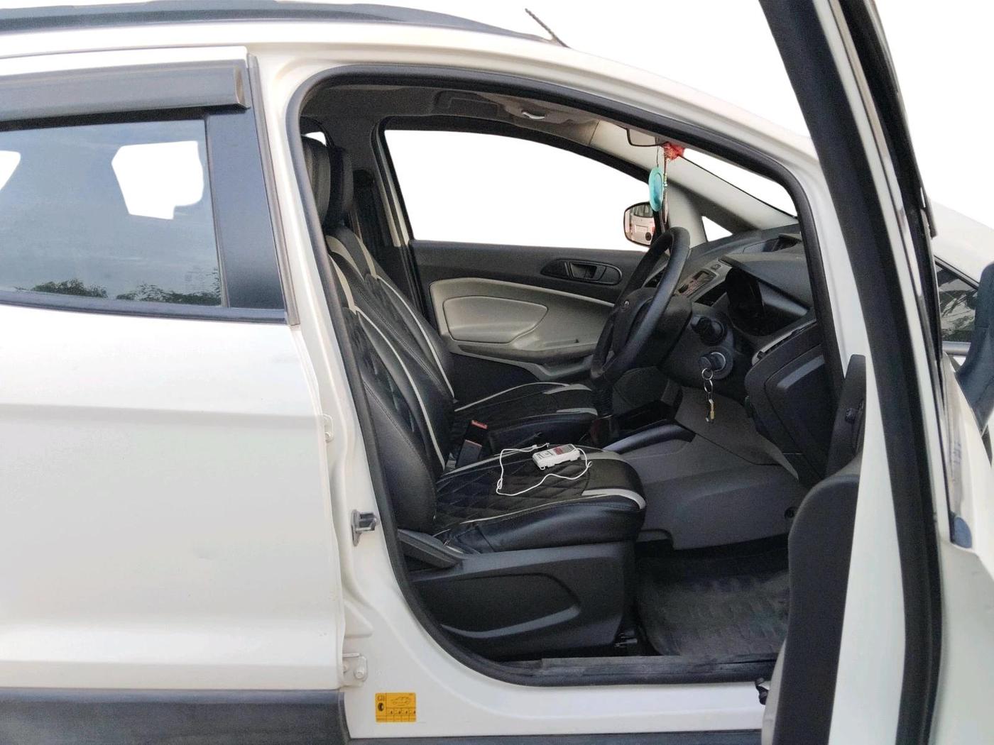 2015 Ford Ecosport AMBIENTE 1.5L PETROL, Petrol, Manual, 33,068 km, interior