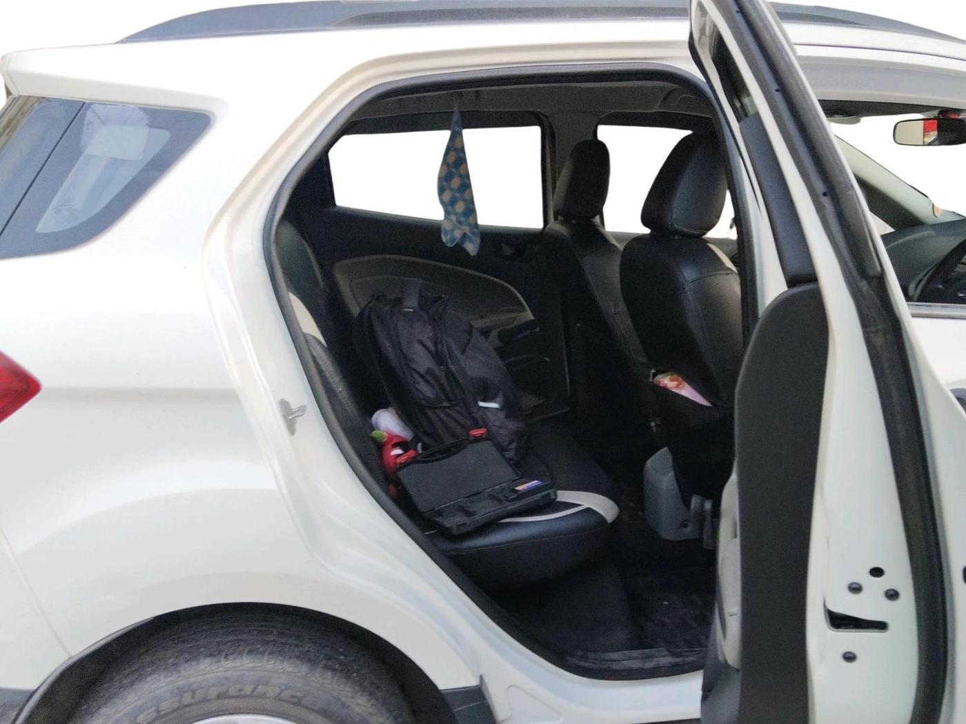 2015 Ford Ecosport AMBIENTE 1.5L PETROL, Petrol, Manual, 33,068 km, interior