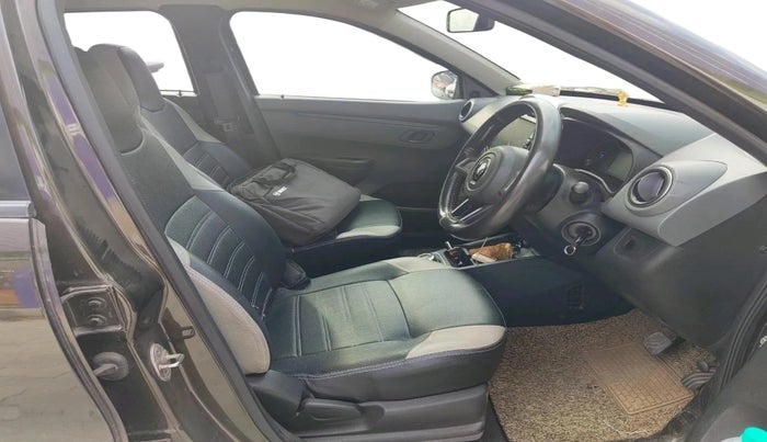 2021 Renault Kwid RXT 1.0 AMT (O), Petrol, Automatic, 63,790 km, interior