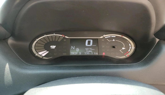 2025 Nissan MAGNITE Acenta B4D 1.0 Petrol AMT, Petrol, Automatic, 4,075 km, interior