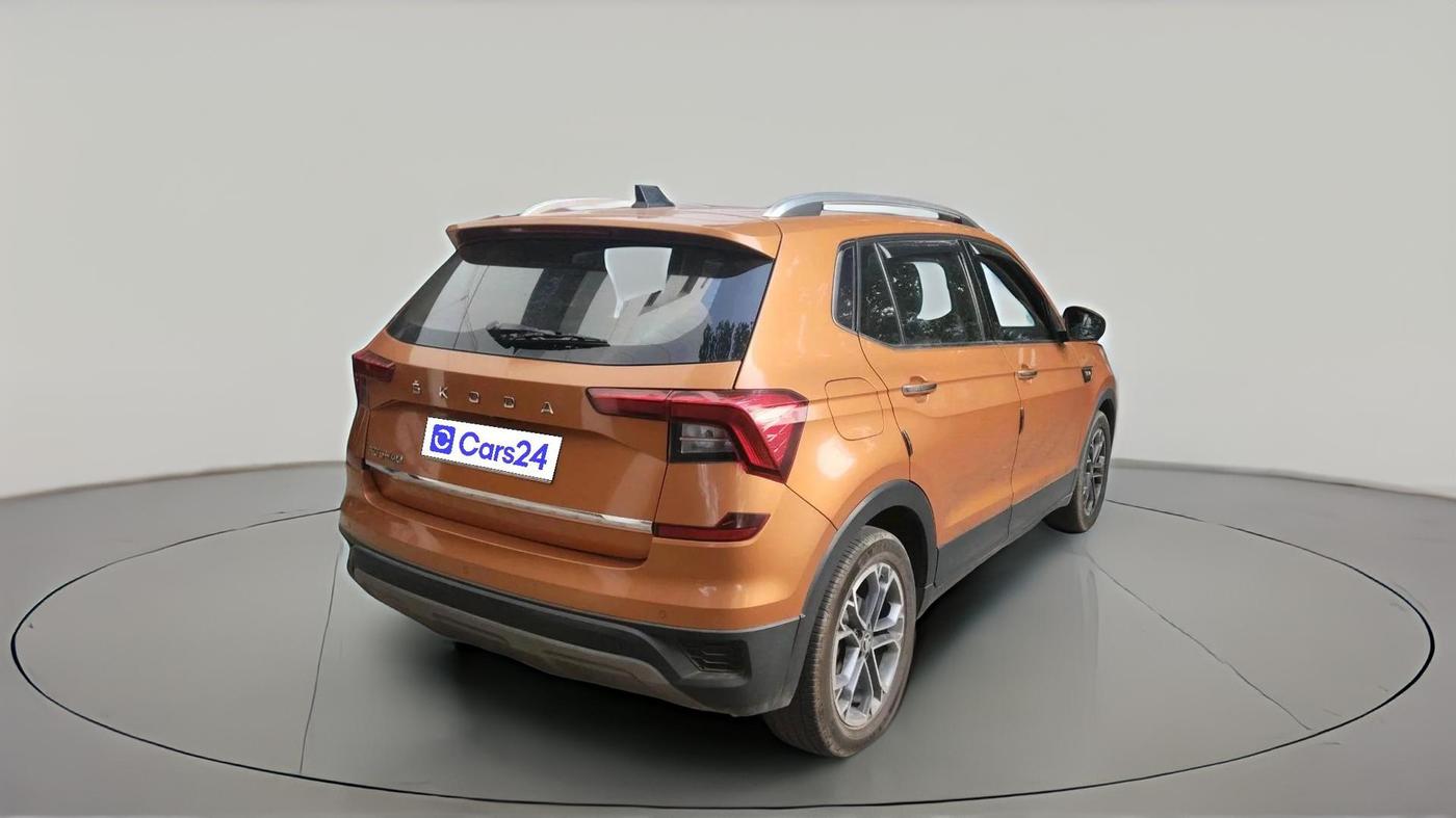 2021 Skoda KUSHAQ STYLE 1.0L TSI AT, Petrol, Automatic, 96,979 km, exterior