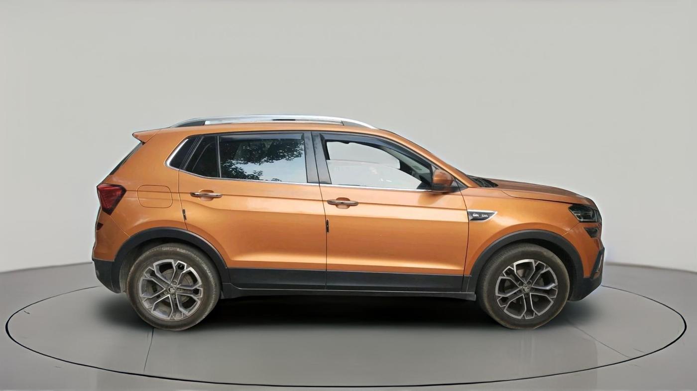 2021 Skoda KUSHAQ STYLE 1.0L TSI AT, Petrol, Automatic, 96,979 km, exterior