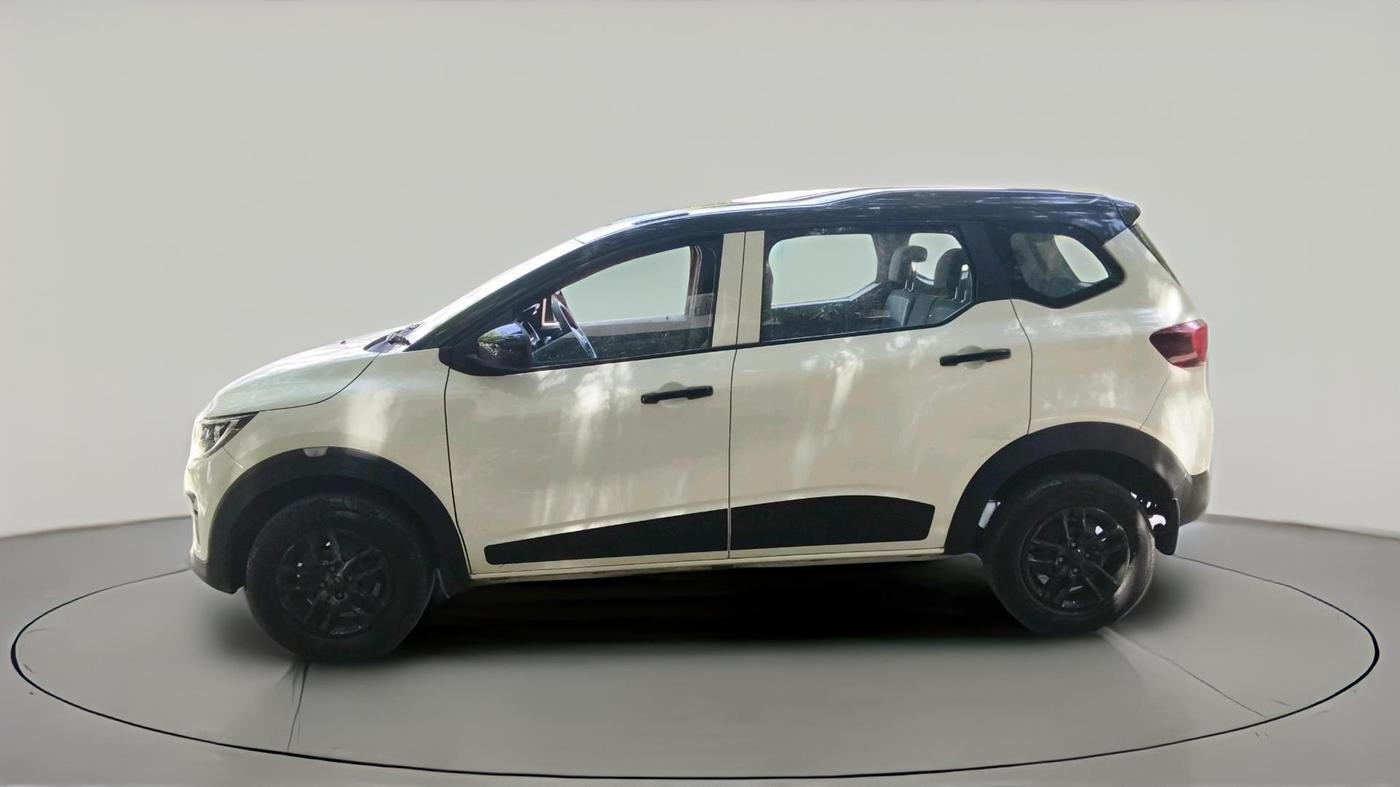 2024 Renault TRIBER RXL Limited Edition, Petrol, Manual, 11,213 km, exterior