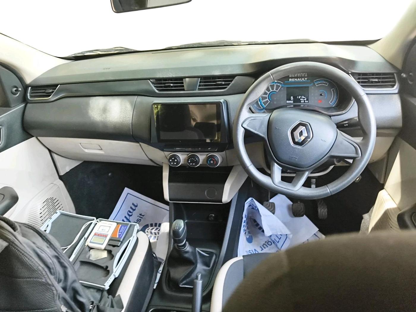 2024 Renault TRIBER RXL Limited Edition, Petrol, Manual, 11,213 km, interior