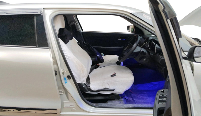 2018 Maruti Swift VXI AMT, Petrol, Automatic, 16,713 km, interior