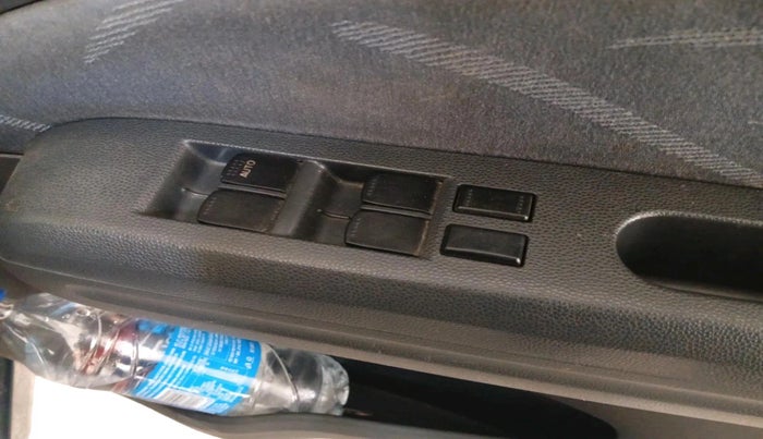 2011 Maruti Ritz VXI, Petrol, Manual, 77,748 km, interior