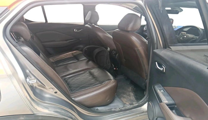 2019 Nissan Kicks XV PREMIUM O DUAL TONE DIESEL, Diesel, Manual, 66,102 km, interior