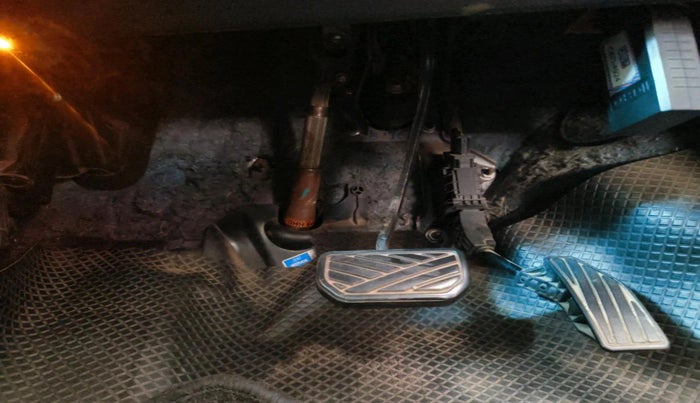 2017 Maruti Baleno ZETA CVT PETROL 1.2, Petrol, Automatic, 1,06,941 km, interior