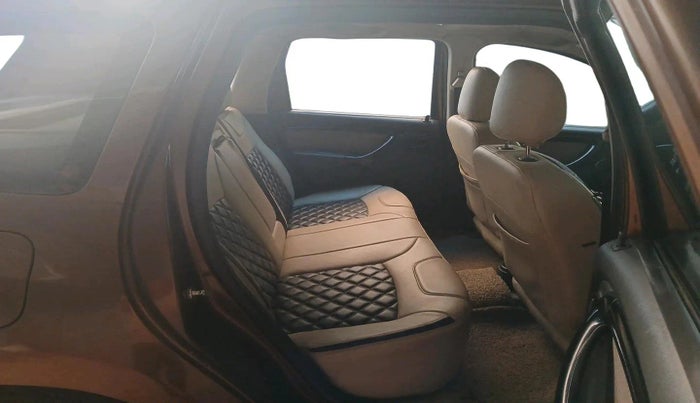 2014 Renault Duster 85 PS RXL DIESEL, Diesel, Manual, 1,03,799 km, interior