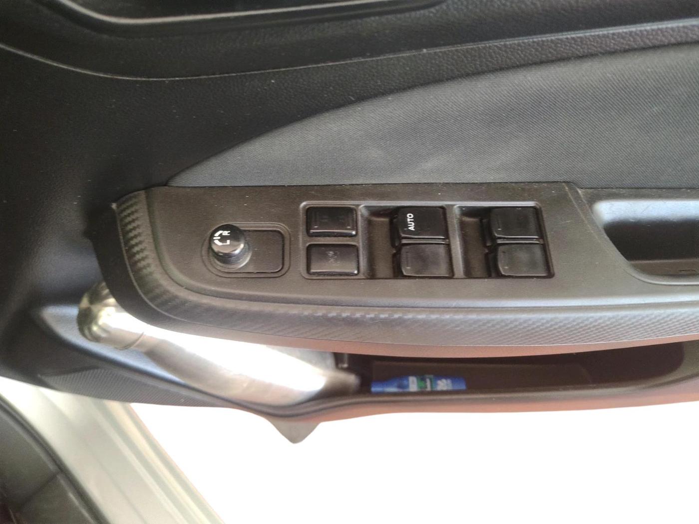 2019 Maruti Swift VXI AMT, Petrol, Automatic, 48,549 km, interior