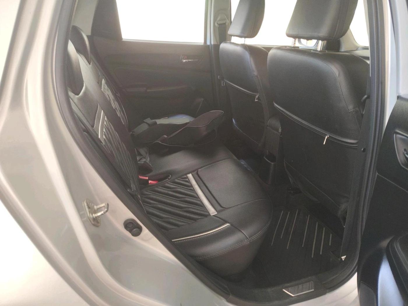 2019 Maruti Swift VXI AMT, Petrol, Automatic, 48,549 km, interior