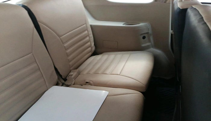 2023 Maruti Ertiga VXI AT SHVS, Petrol, Automatic, 26,289 km, interior