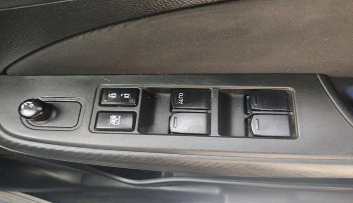 2023 Maruti Swift VXI AMT, Petrol, Automatic, 79,390 km, interior