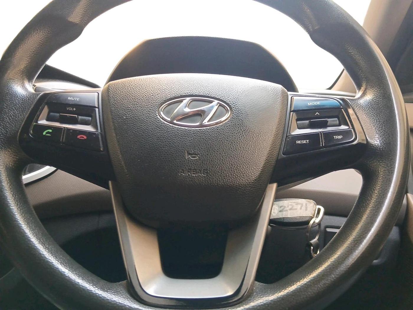 2016 Hyundai Creta SX 1.6 DIESEL, Diesel, Manual, 1,56,821 km, interior