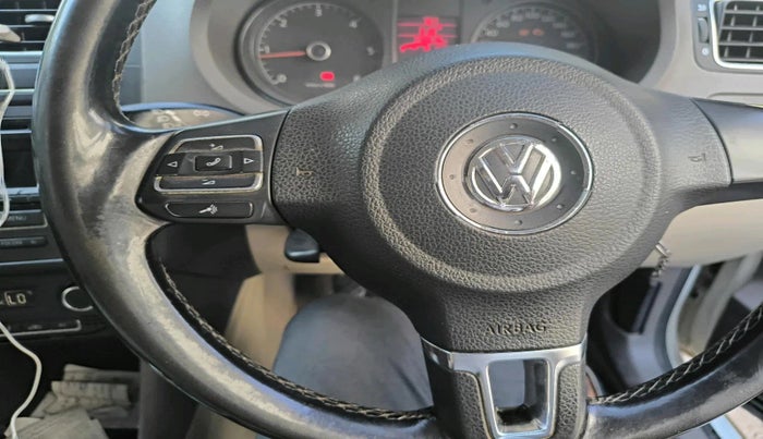 2011 Volkswagen Vento TRENDLINE DIESEL 1.6, Diesel, Manual, 1,71,602 km, interior