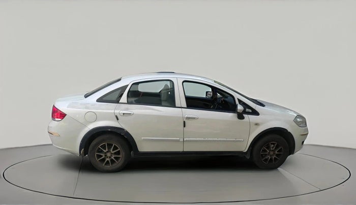 2014 Fiat Linea ACTIVE 1.4 L TJET, Petrol, Manual, 1,17,094 km, exterior