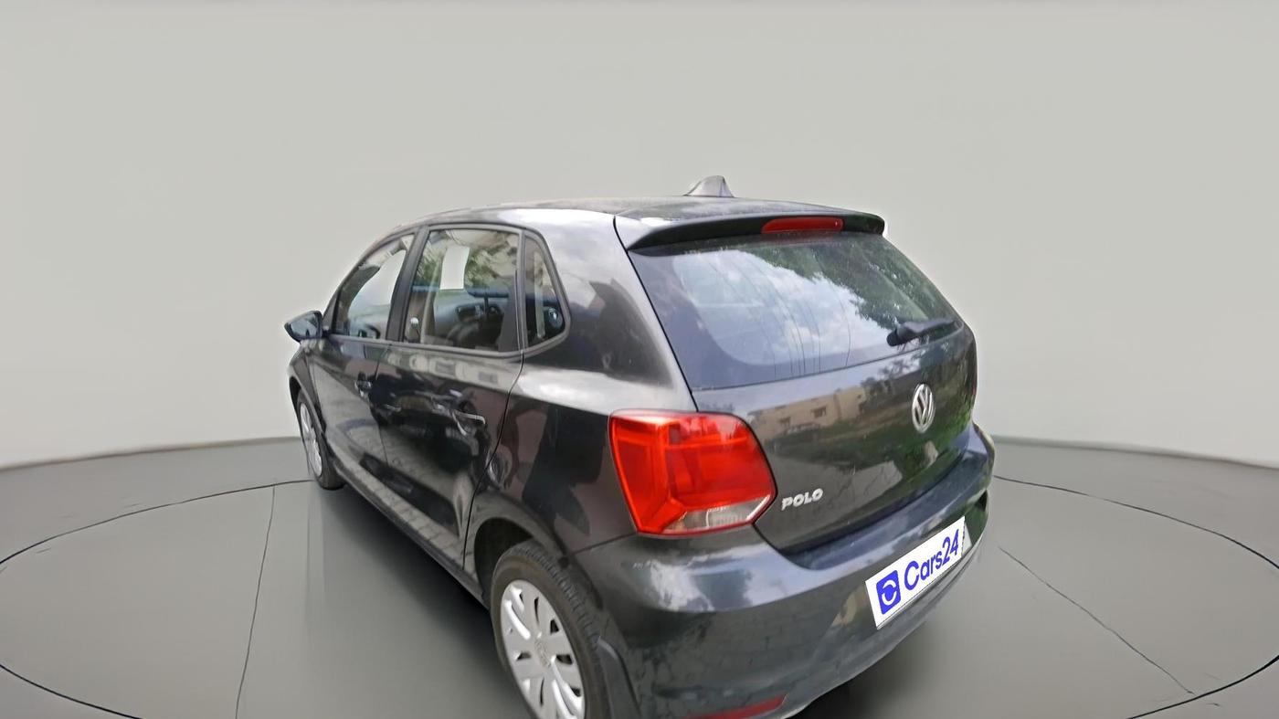 2017 Volkswagen Polo COMFORTLINE 1.5L, Diesel, Manual, 1,41,185 km, exterior
