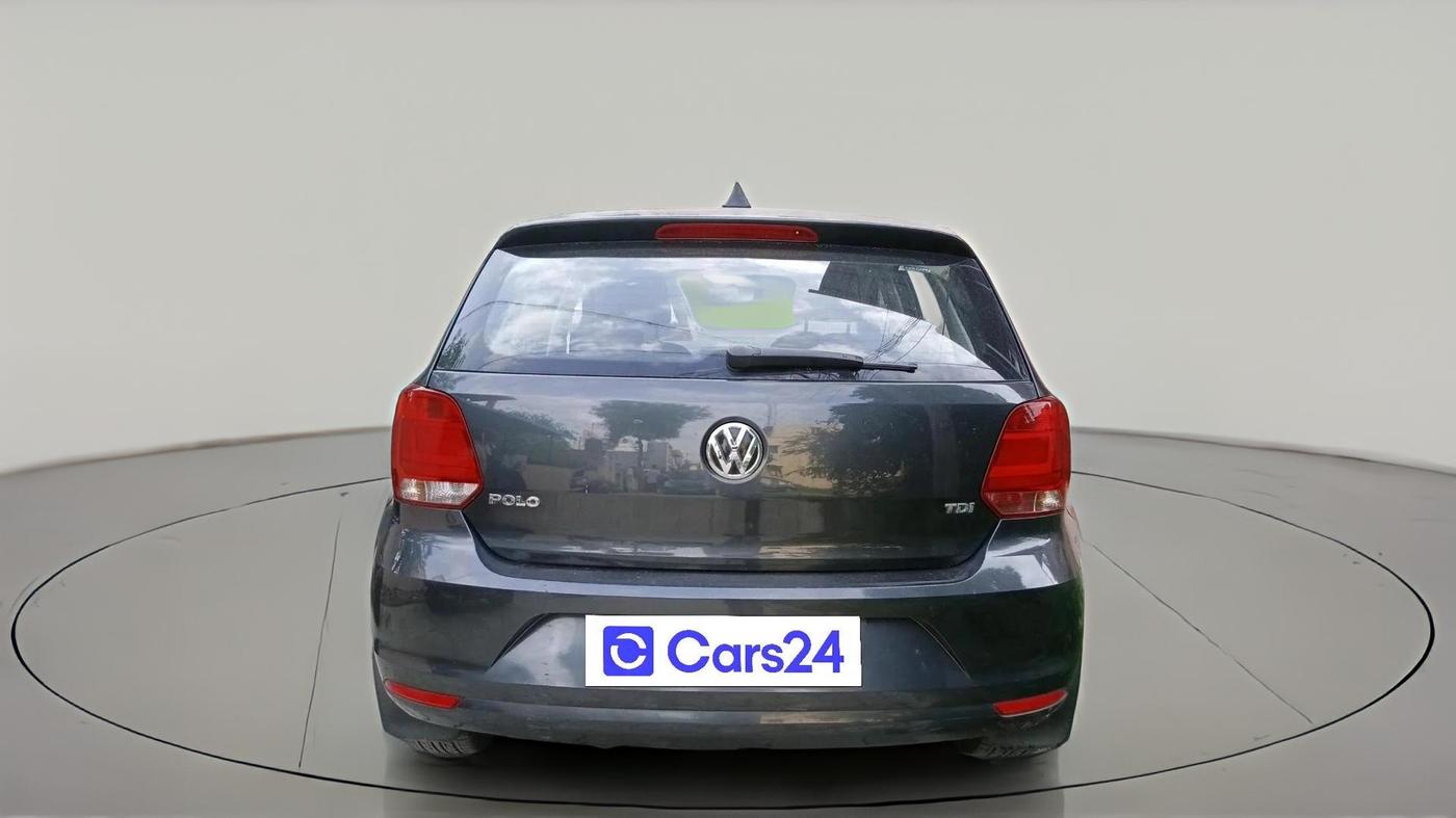2017 Volkswagen Polo COMFORTLINE 1.5L, Diesel, Manual, 1,41,185 km, exterior