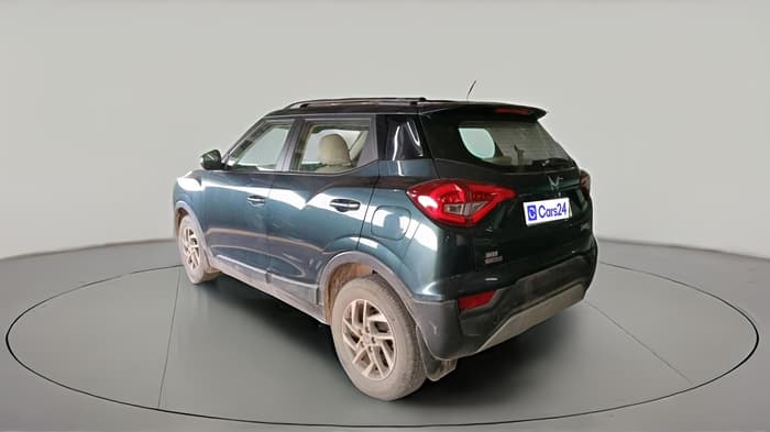 2024 Mahindra XUV300 W8 (O) 1.2 PETROL AMT, Petrol, Automatic, 23,082 km, exterior