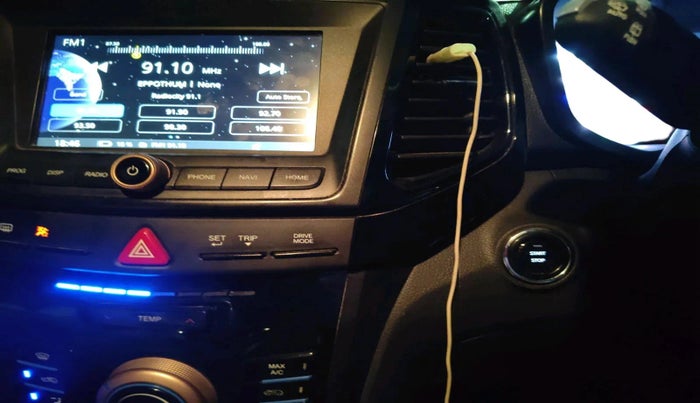 2023 Mahindra XUV400 EL 7.2 KW, Electric, Automatic, 31,476 km, interior