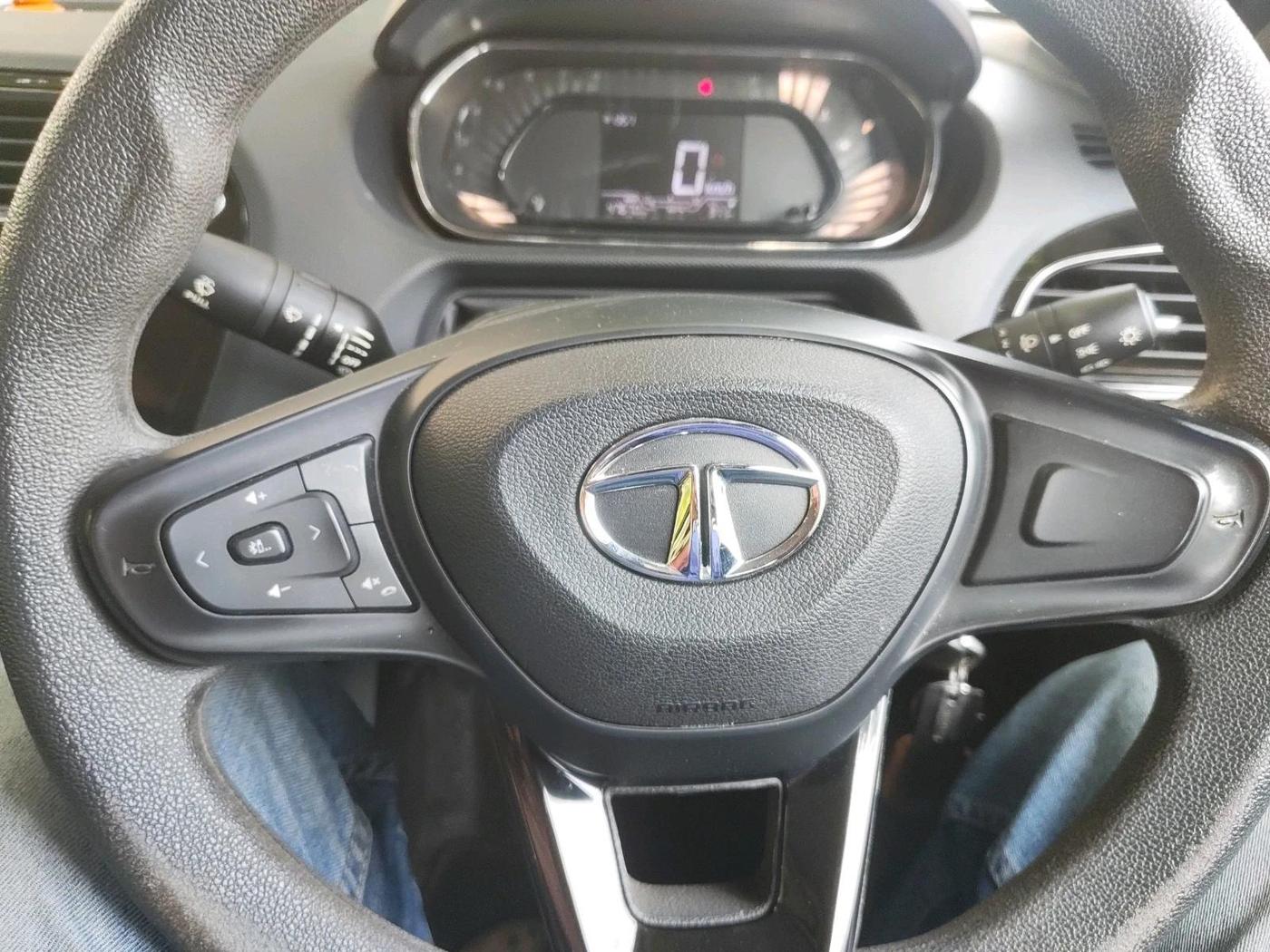 2022 Tata Tiago XT PETROL, Petrol, Manual, 47,672 km, interior