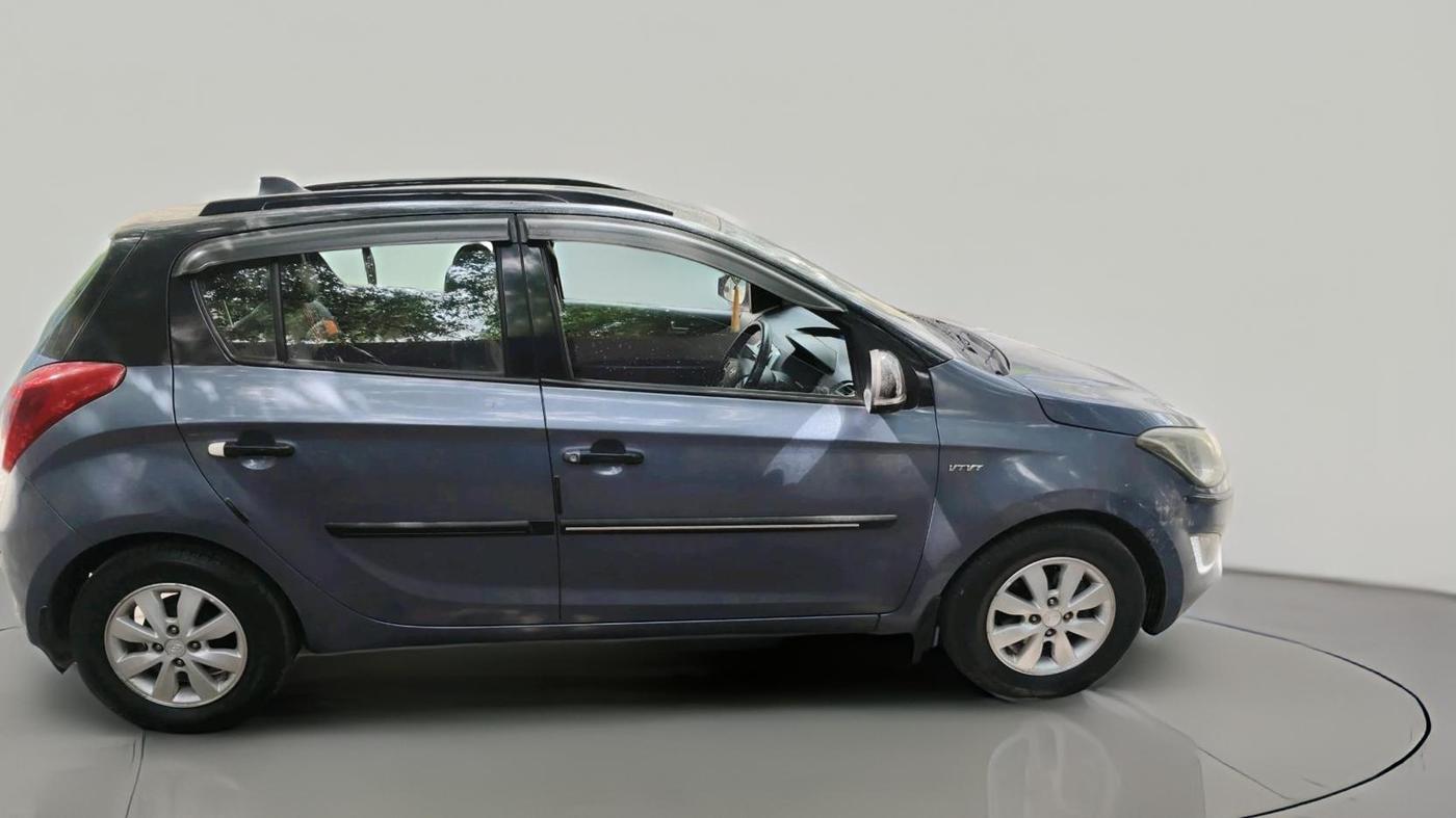 2014 Hyundai i20 SPORTZ 1.2, Petrol, Manual, 51,657 km, exterior