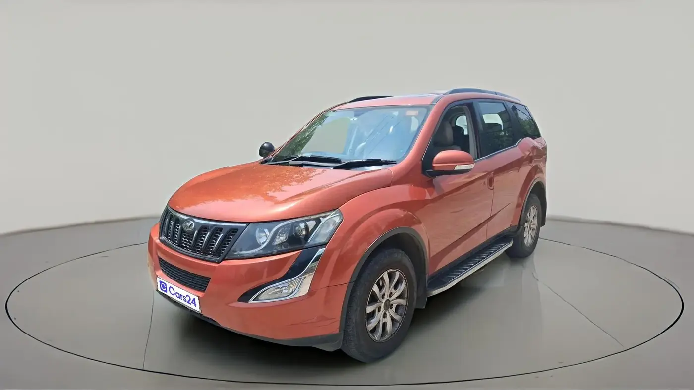 2015 Mahindra XUV500 W10, Diesel, Manual, 1,25,044 km, exterior