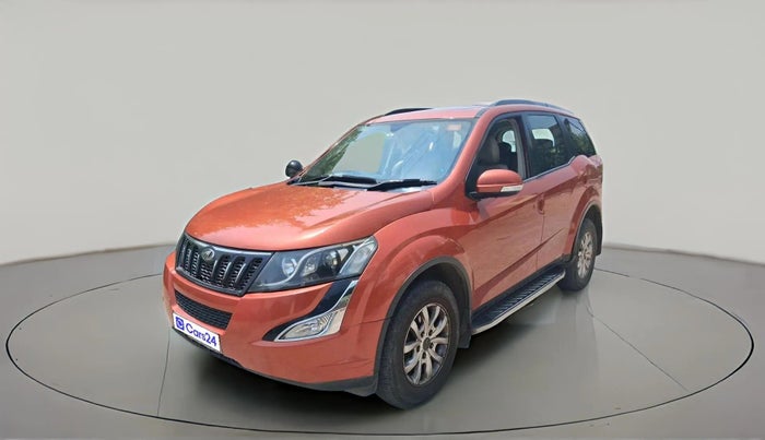 2015 Mahindra XUV500 W10, Diesel, Manual, 1,25,044 km, exterior