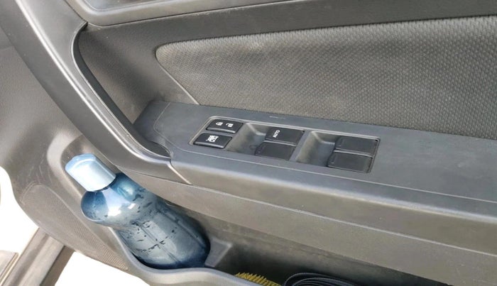 2017 Maruti Vitara Brezza VDI (O), Diesel, Manual, 1,96,517 km, interior