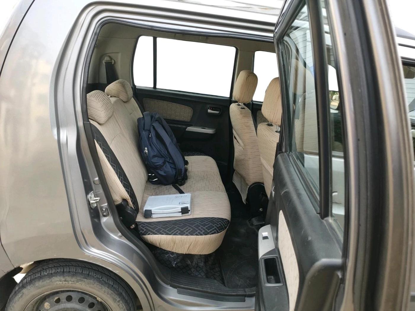 2016 Maruti Wagon R 1.0 VXI AMT, Petrol, Automatic, 1,29,129 km, interior