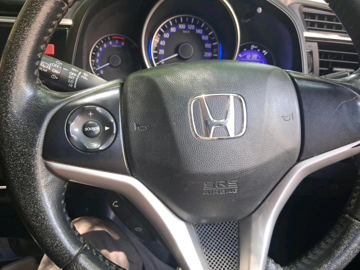 2015 Honda Jazz 1.2L I-VTEC VX, Petrol, Manual, 4,47,000 km, interior