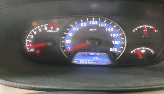2014 Hyundai Xcent S 1.2, Petrol, Manual, 66,268 km, interior