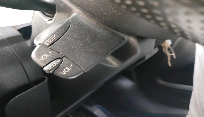 2013 Ford Figo ZXI 1.2 PETROL, Petrol, Manual, 65,926 km, interior