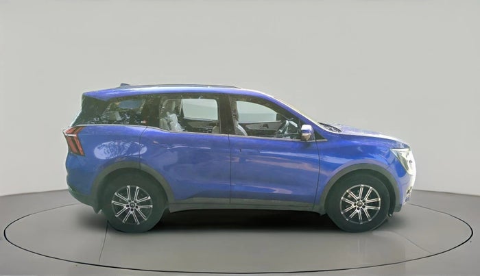 2021 Mahindra XUV700 AX 7 LUXURY D MT 7 STR, Diesel, Manual, 1,08,733 km, exterior