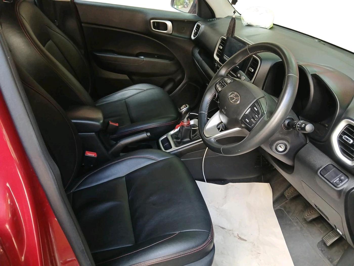 2020 Hyundai VENUE SX 1.0 TURBO, Petrol, Manual, 88,620 km, interior