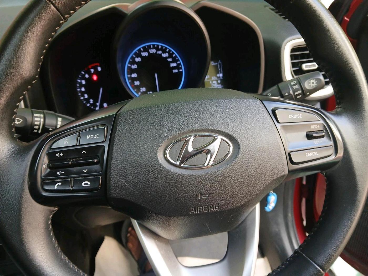 2020 Hyundai VENUE SX 1.0 TURBO, Petrol, Manual, 88,620 km, interior