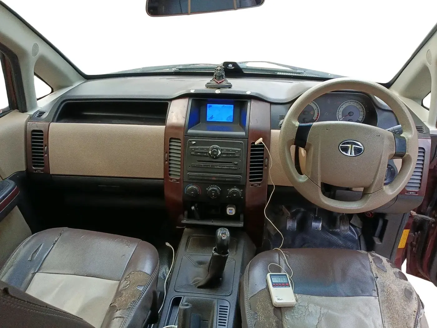 2012 Tata Aria PURE 4X2, Diesel, Manual, 1,28,000 km, interior