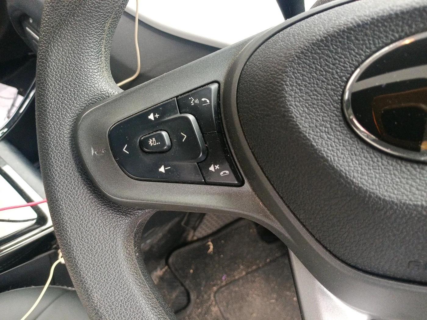 2025 Tata PUNCH Accomplished Plus AMT, Petrol, Automatic, 11,717 km, interior