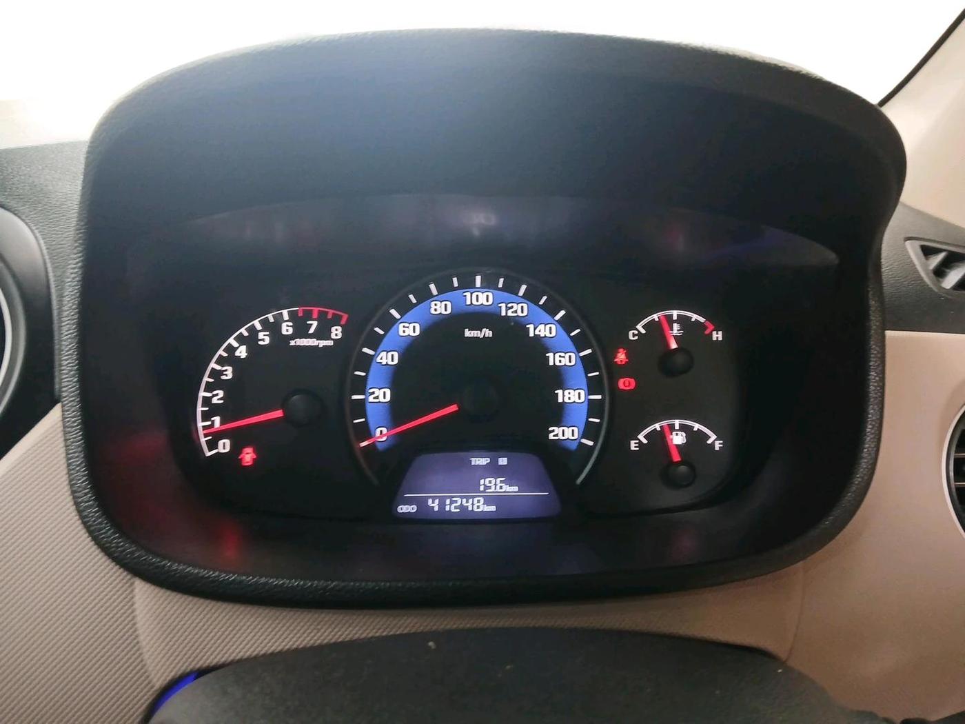 2017 Hyundai Xcent S 1.2, Petrol, Manual, 41,248 km, interior