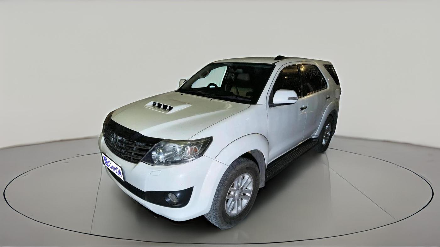 2014 Toyota Fortuner 3.0 4X4 MT, Diesel, Manual, 1,58,754 km, exterior